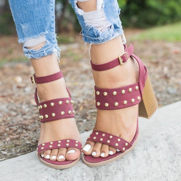 Qupid Brammer-30 Burgundy Studded Chunky Heel - Picture 2 of 3